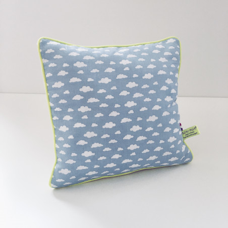 Coussin du COFFRET DE NAISSANCE COUSSIN NUAGE BLEU