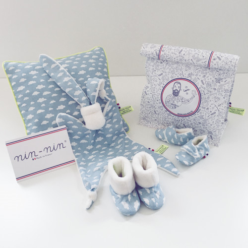 COFFRET DE NAISSANCE COUSSIN NUAGE BLEU