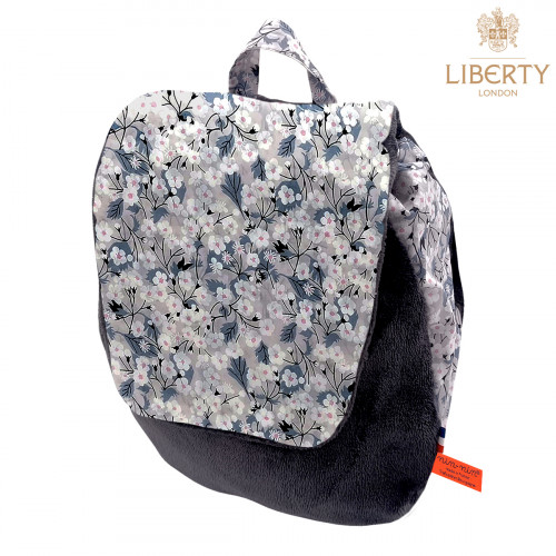 Sac à dos Liberty of London Cherry pour bébé ou enfant personnalisable. Pour la crêche ou la maternelle. Made In France