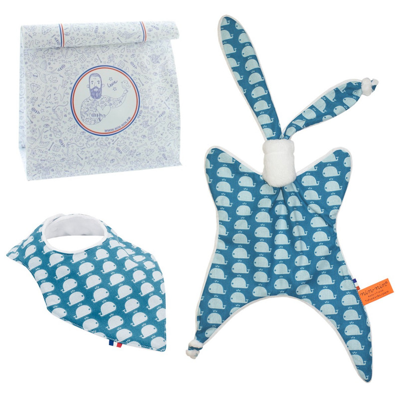 COFFRET DE NAISSANCE DOUDOU + BAVOIR GRAND BLEU COFFRET DE NAISSANCE DOUDOU + BAVOIR GRAND BLEU