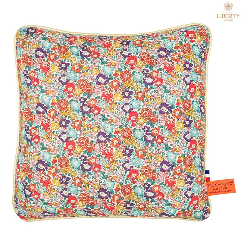 Coussin Victoria Liberty of London. Cadeau de naissance original personnalisable et made in France. Nin-Nin Coussin Victoria Liberty of London. Cadeau de naissance original personnalisable et made in France. Nin-Nin