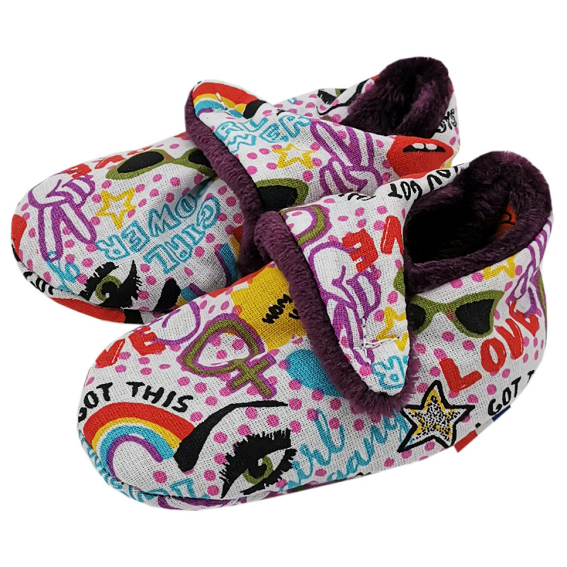 Chaussons bas Girl Power. Cadeau de Naissance Made in France nourrisson. Doudou Nin-Nin Chaussons bas Girl Power. Cadeau de Naissance Made in France nourrisson. Doudou Nin-Nin