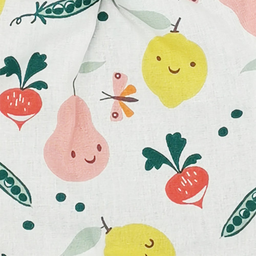 Tissu doudou Le Veggie imprimé fruits et légumes. Cadeau de naissance personnalisé et made in France. Doudou Nin-Nin