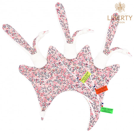 Etiquette doudou Le Chelsea Liberty of London. Cadeau de naissance personnalisé et made in France. Doudou Nin-Nin