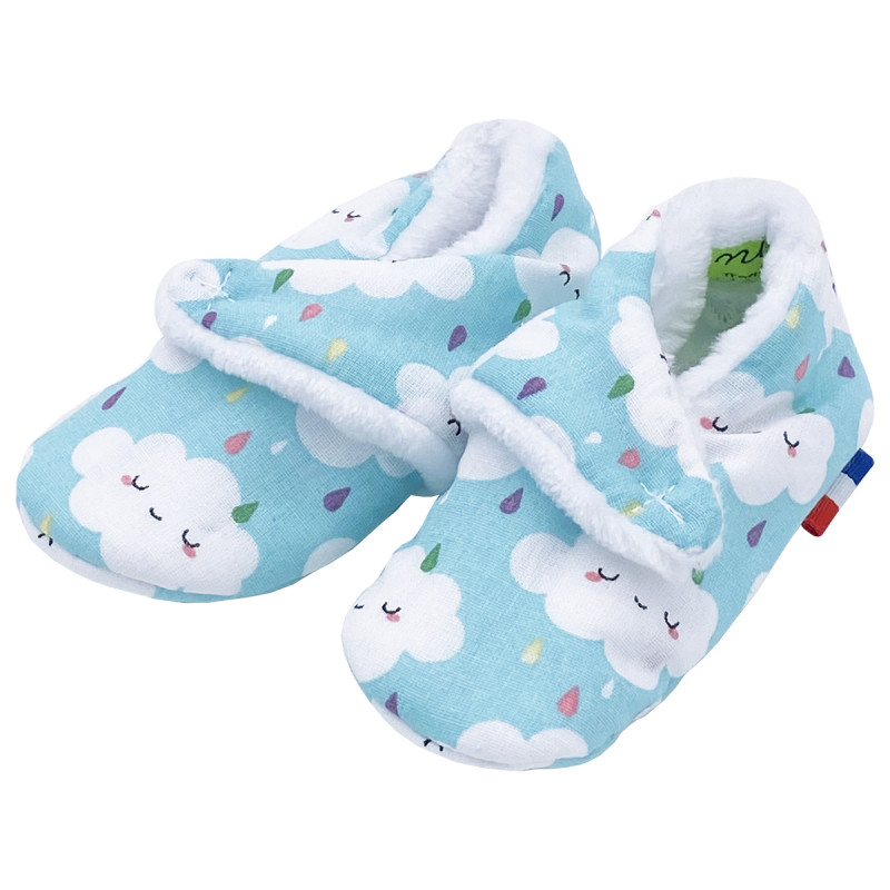 Chaussons bas "Le Nimbus Bleu". Cadeau de Naissance Made in France nourrisson. Doudou Nin-Nin Chaussons bas "Le Nimbus Bleu". Cadeau de Naissance Made in France nourrisson. Doudou Nin-Nin
