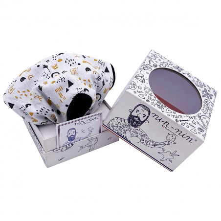 Boite cadeau doudou Le Barnabé. Cadeau de naissance personnalisé et made in France. Doudou Nin-Nin