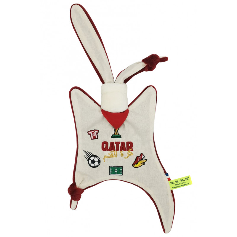 Doudou Foot Qatar. Coupe du monde de la Fifa 2022. Cadeau de naissance personnalisé et made in France. Doudou Nin-Nin