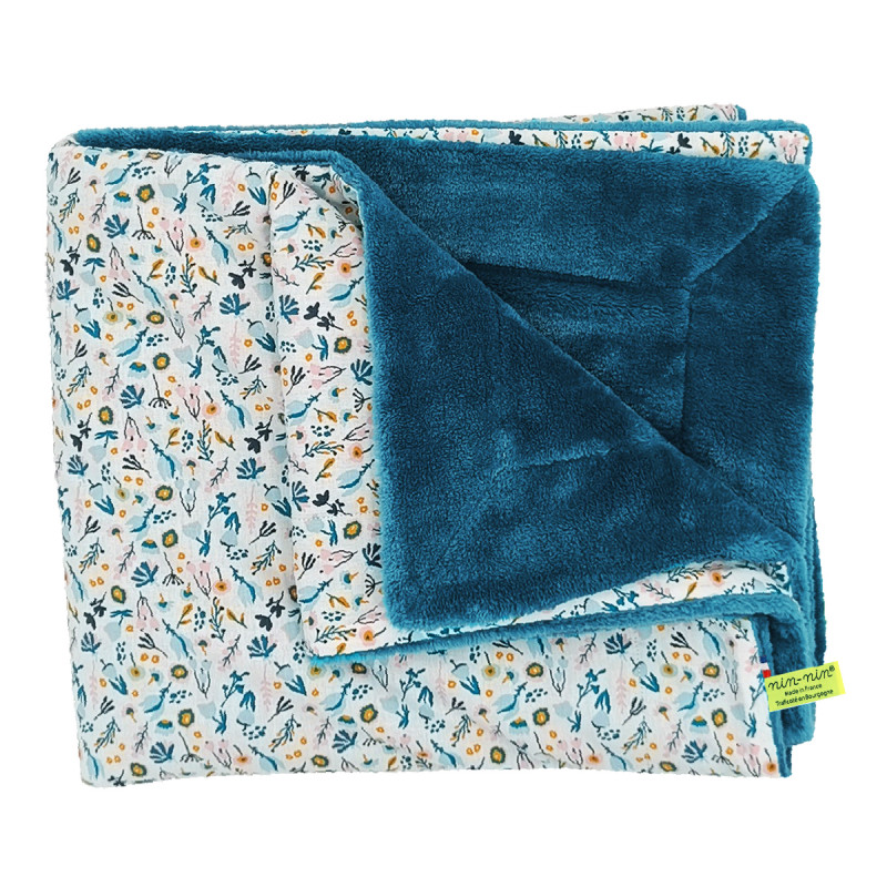 Plaid Le Mayeul personnalisable pour bébé. Couverture fabriquée en France. Plaid Le Mayeul personnalisable pour bébé. Couverture fabriquée en France.